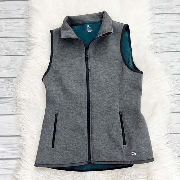 Gap Fit Gray zip up vest - Picture 1 of 2